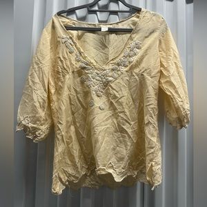 Gold Hand-Yellow Shirt with Flowers